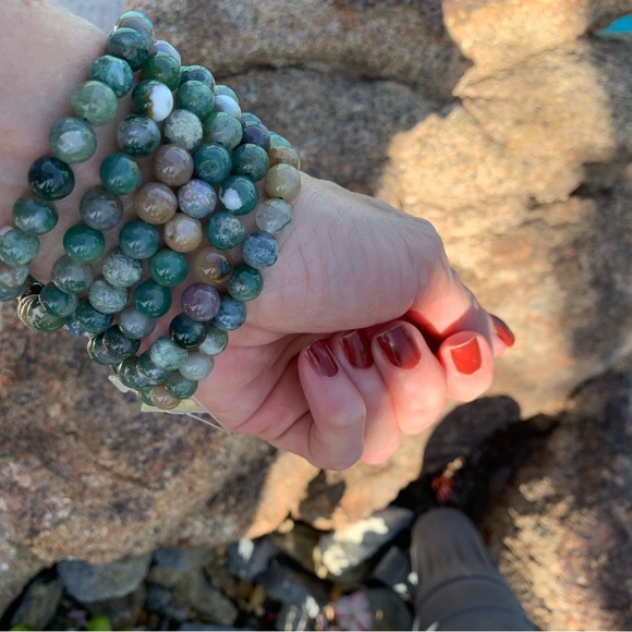 💚Six Beautiful Harmony stretch bracelets💚 - Picture 2 of 6